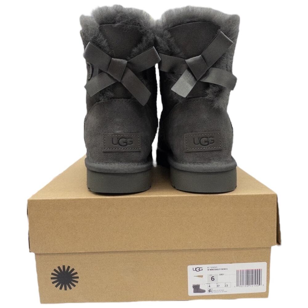 UGG Mini Bailey Bow II Boots Women's 6 Grey Sheepskin Suede Winter Ankle Bootie